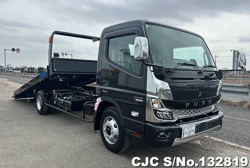 Mitsubishi / Canter 2025