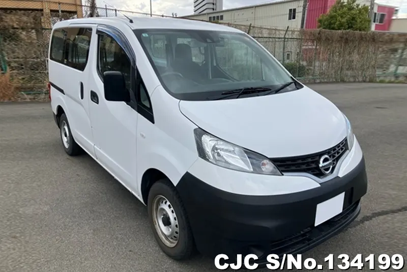 Nissan / NV200 2021