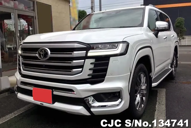 Toyota / Land Cruiser 2025