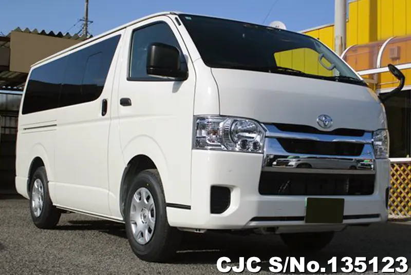 Toyota / Hiace 2026