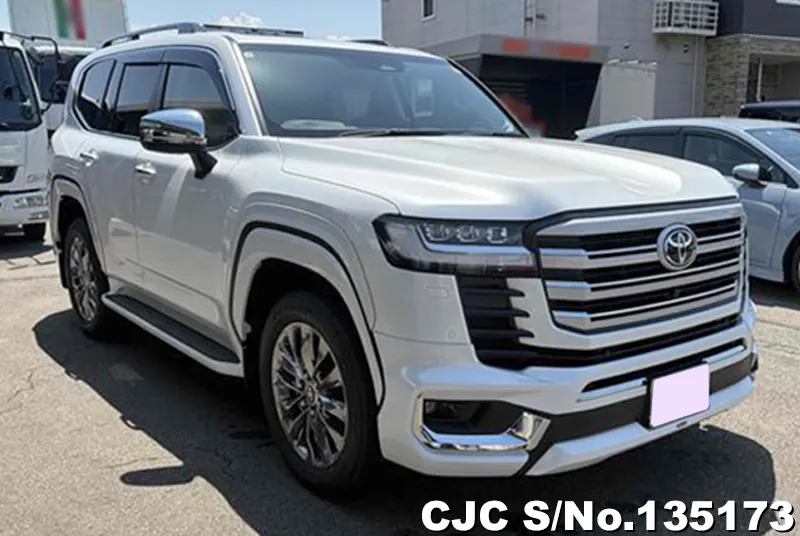 Toyota / Land Cruiser 2025