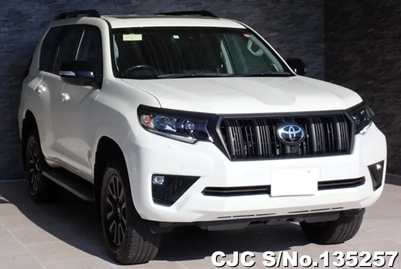 Toyota / Land Cruiser Prado 2023