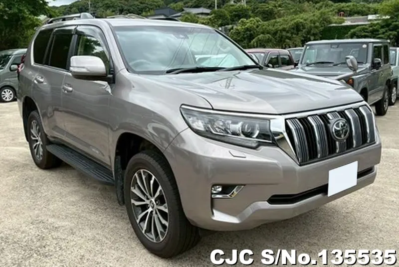 Toyota / Land Cruiser Prado 2023