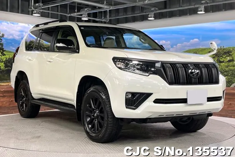 Toyota / Land Cruiser Prado 2023