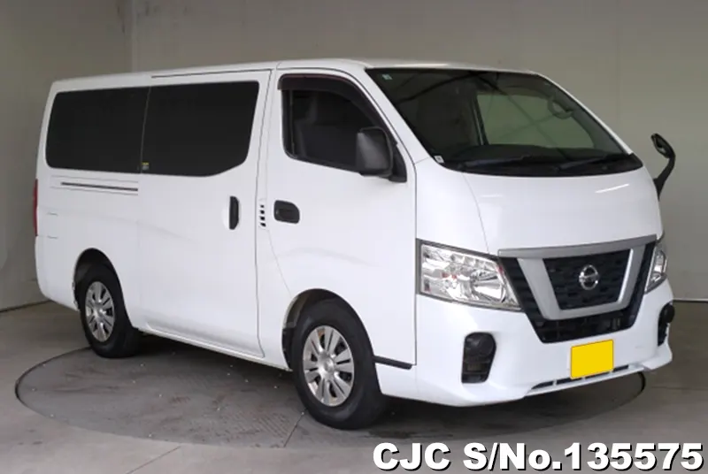 Nissan / Caravan 2018