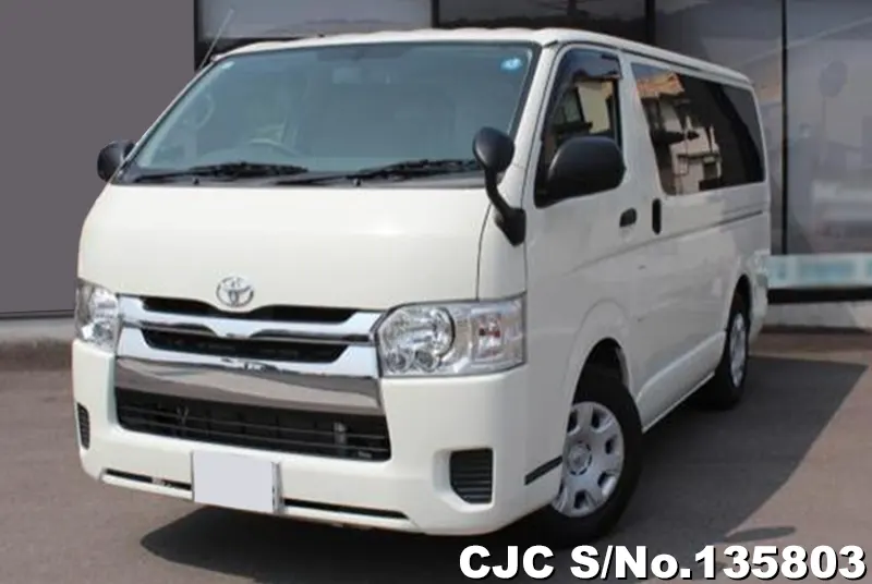 Toyota / Hiace 2019