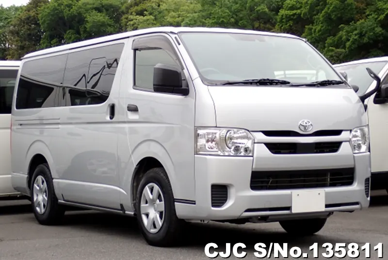 Toyota / Hiace 2021
