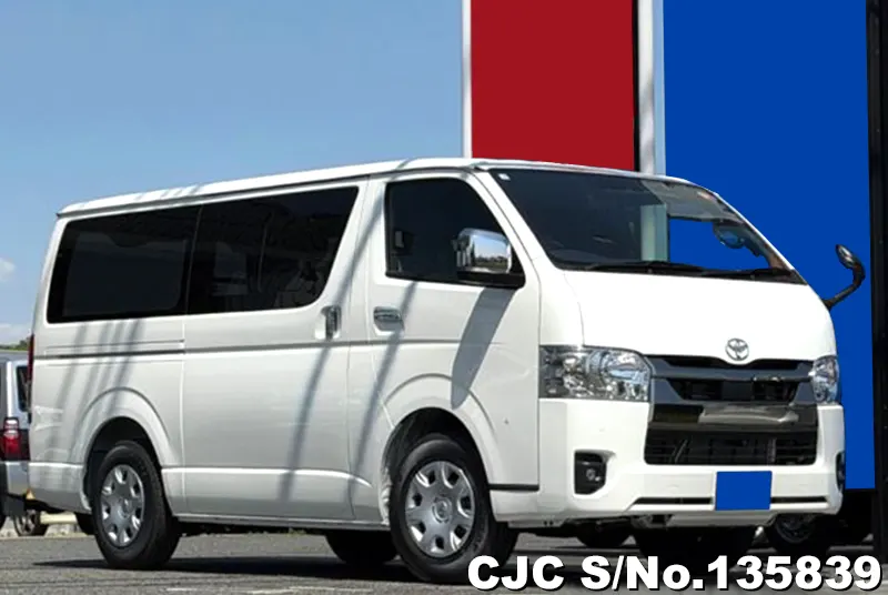 Toyota / Hiace 2026