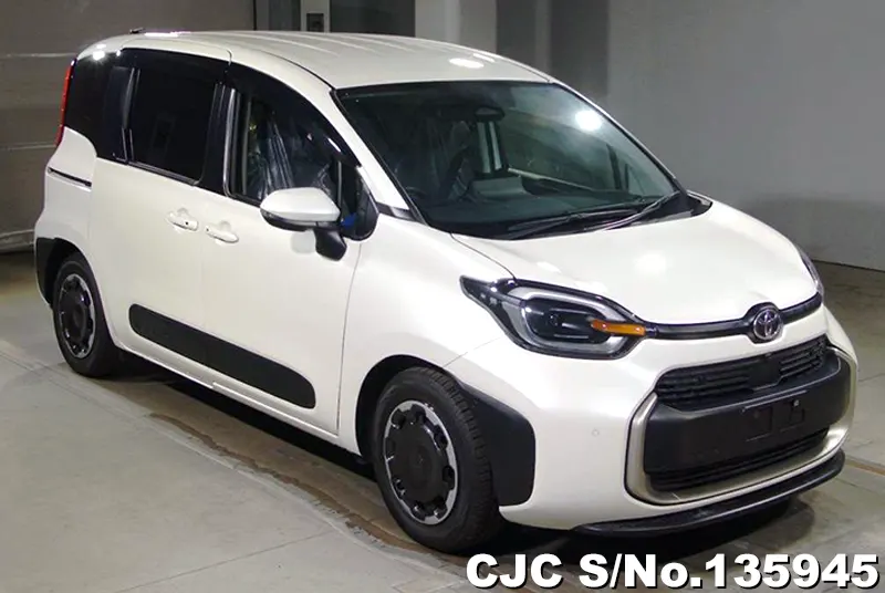 Toyota / Sienta 2022