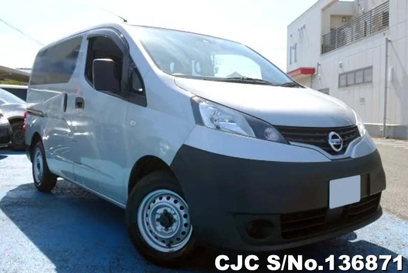Nissan / NV200 2021