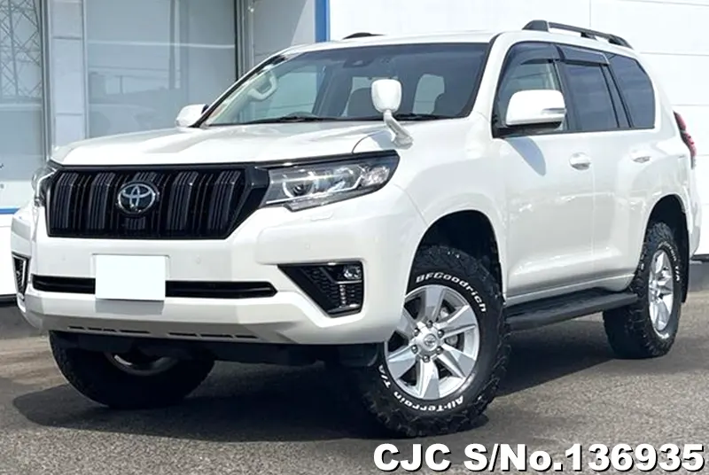 Toyota / Land Cruiser Prado 2023