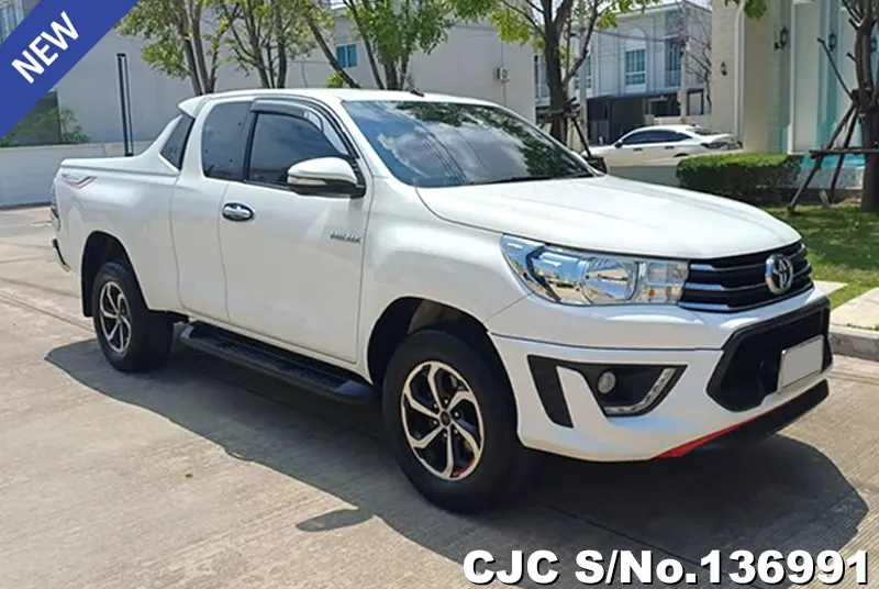 Toyota / Hilux / Revo 2016