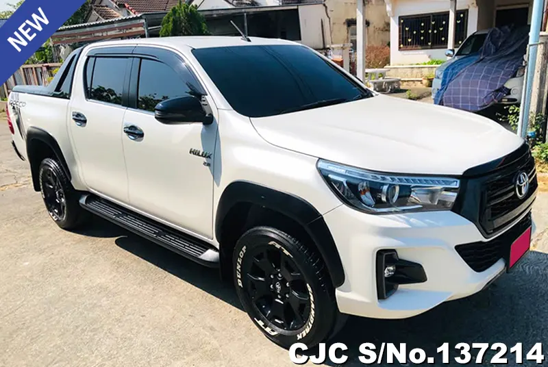 Toyota / Hilux / Revo Rocco 2018