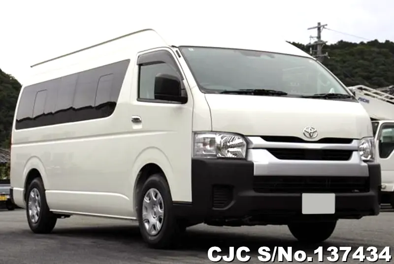 Toyota / Hiace 2026