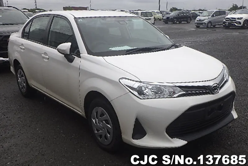 Toyota / Corolla Axio 2021