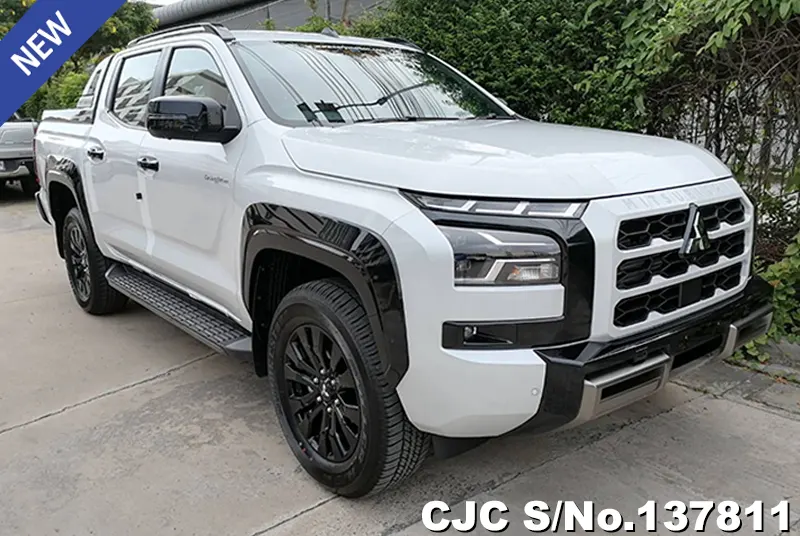 Mitsubishi / Triton 2025