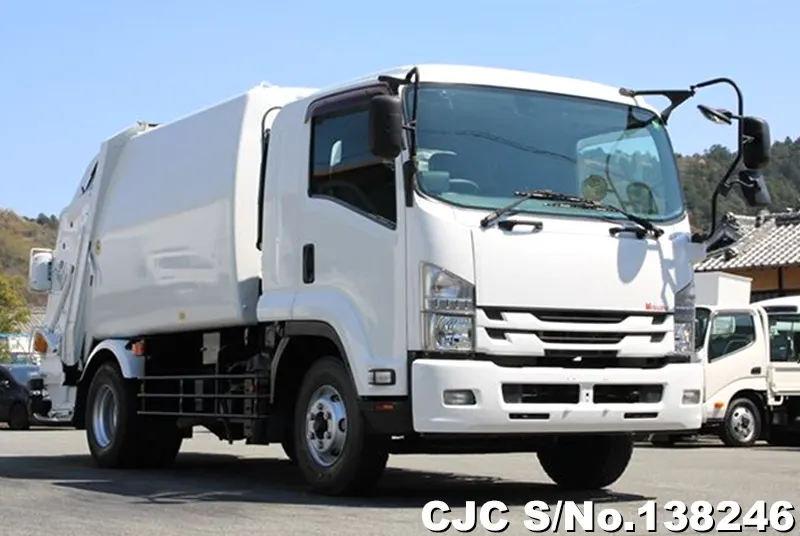 Isuzu / Forward 2017