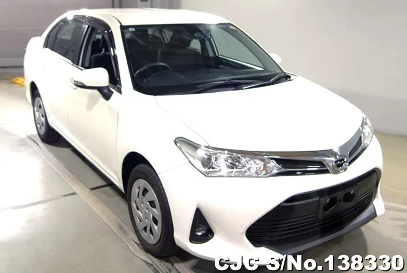 Toyota / Corolla Axio 2021