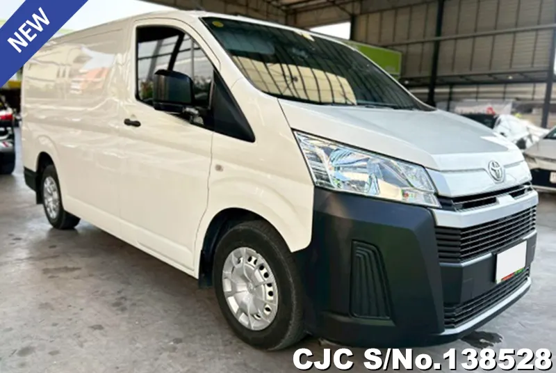 Toyota / Hiace 2021