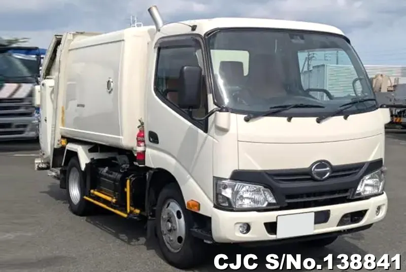 Hino / Dutro 2018